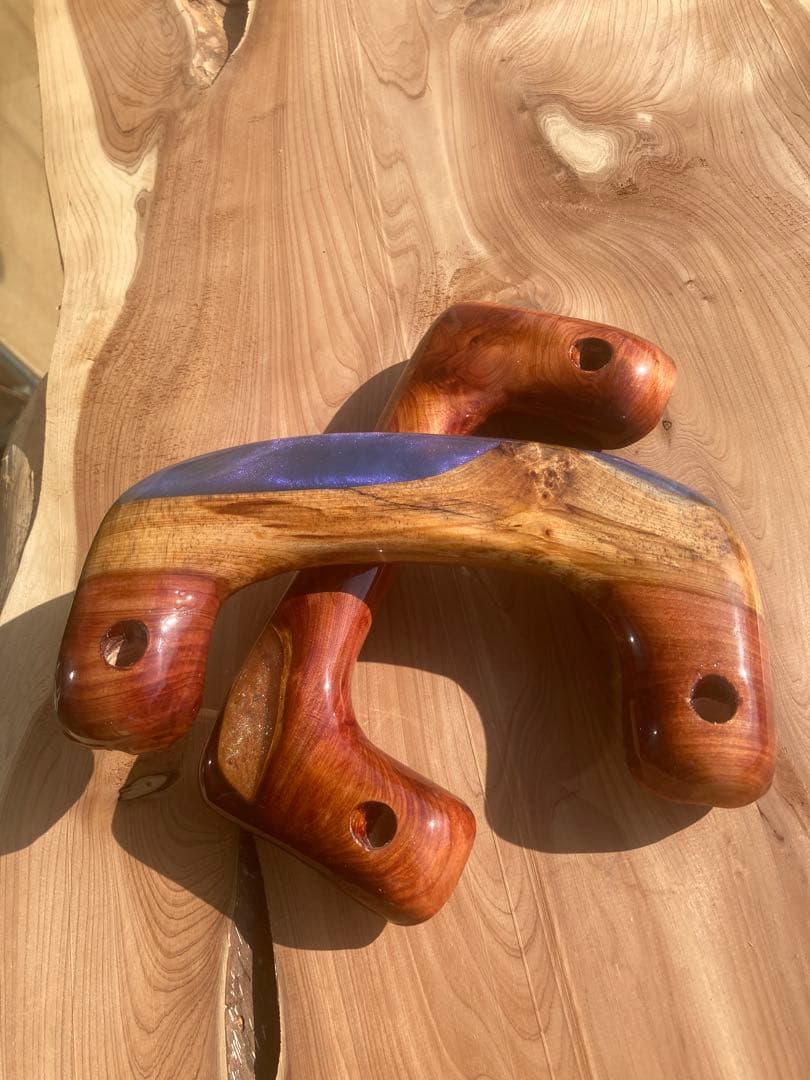 木製アシストグリップ　レジン仕上げ　200系ハイエースAピラー用