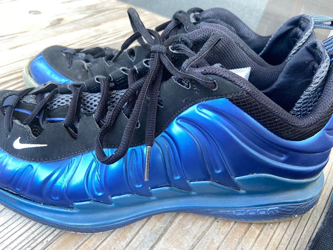 Nike テニスシューズ　２８センチ　フェデラー　キリオス