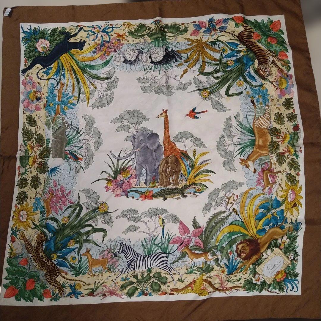 ヴィンテージ　オールドグッチ　スカーフ シルク　ヴィットリオ アッコルネロ