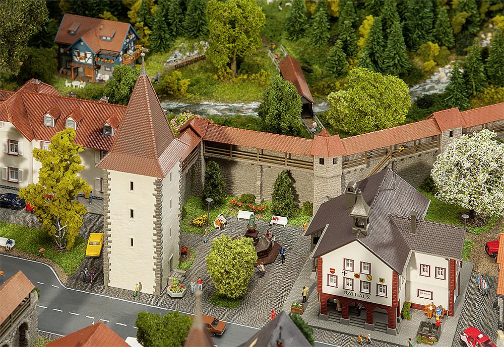 Faller 232355 Altstadtmauer-Set | Modell & Technik Ziegler