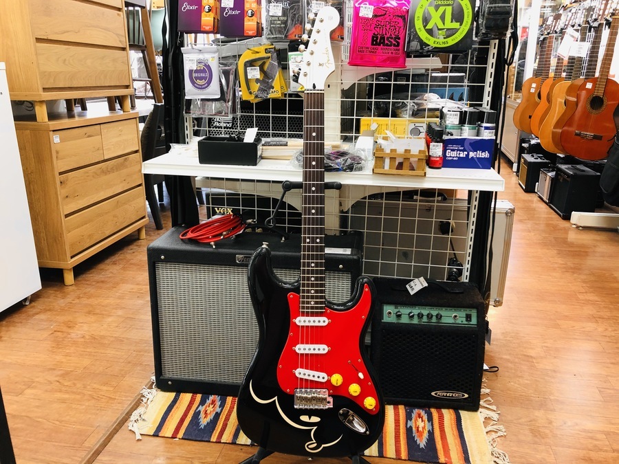 スマホで購入】超レア美品！FENDER JAPAN ST-Mickeyが入荷いたしました