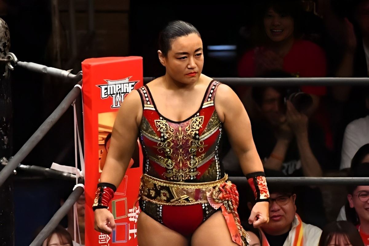仙女】「女子プロレス界の横綱」里村明衣子、引退試合を来年4月29日(火