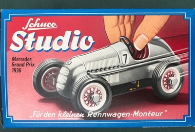 Schuco Studio 1050 - 1936 MERCEDES BENZ Grand Prix Silver Racer