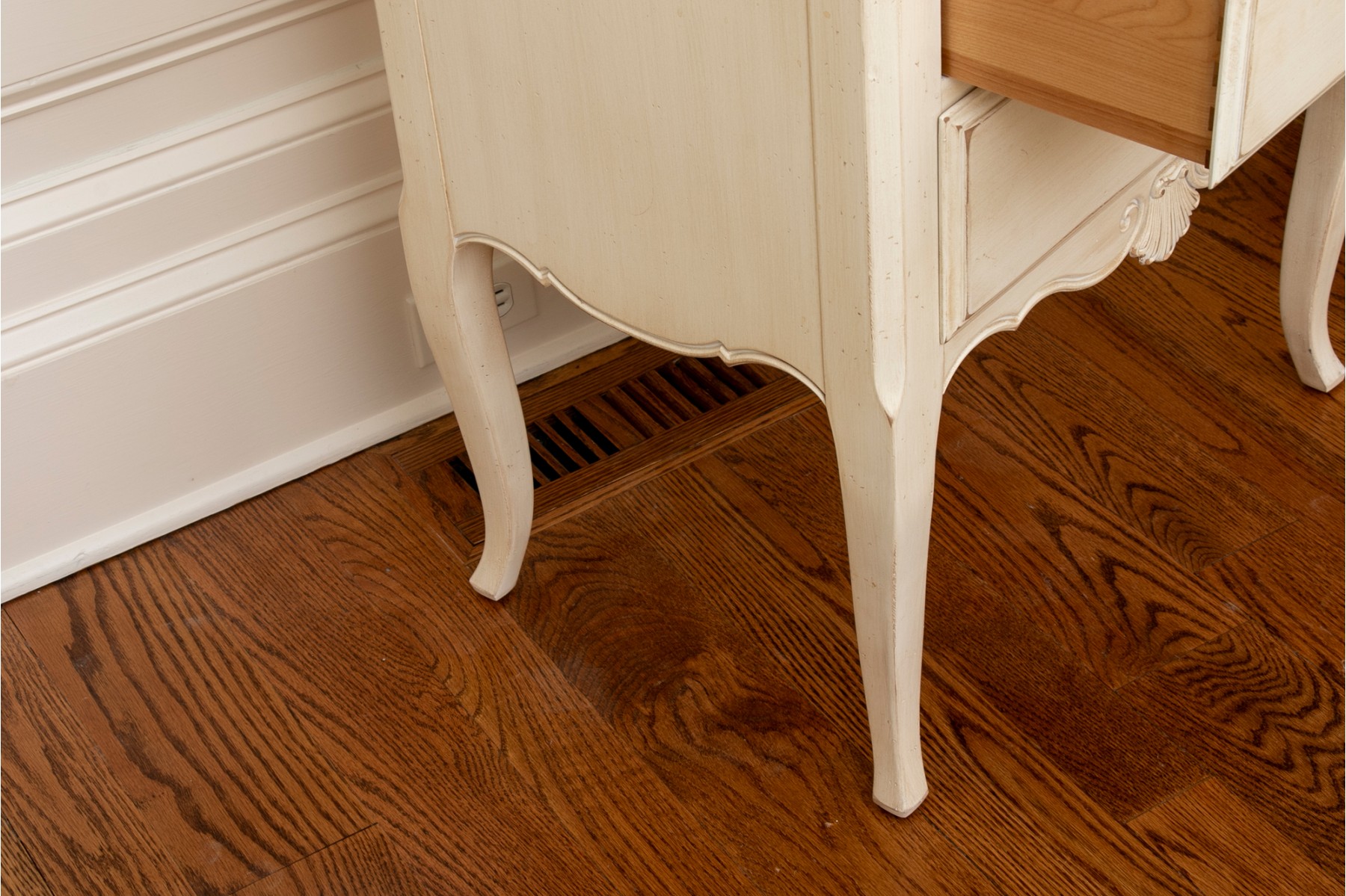 Set Of Two Ethan Allen French Country End Tables Or Night Stands