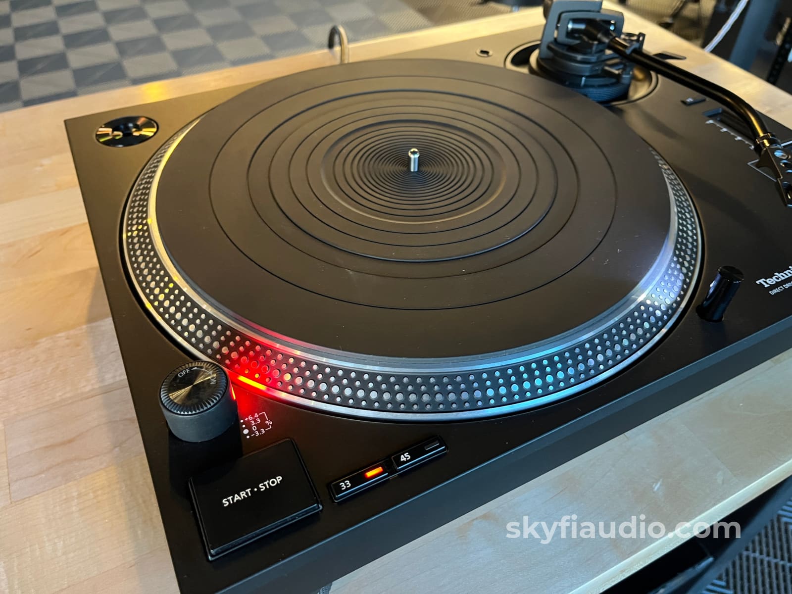 Technics SL-1200MK7 Turntable with New Ortofon 2M Black LVB Phono Cart