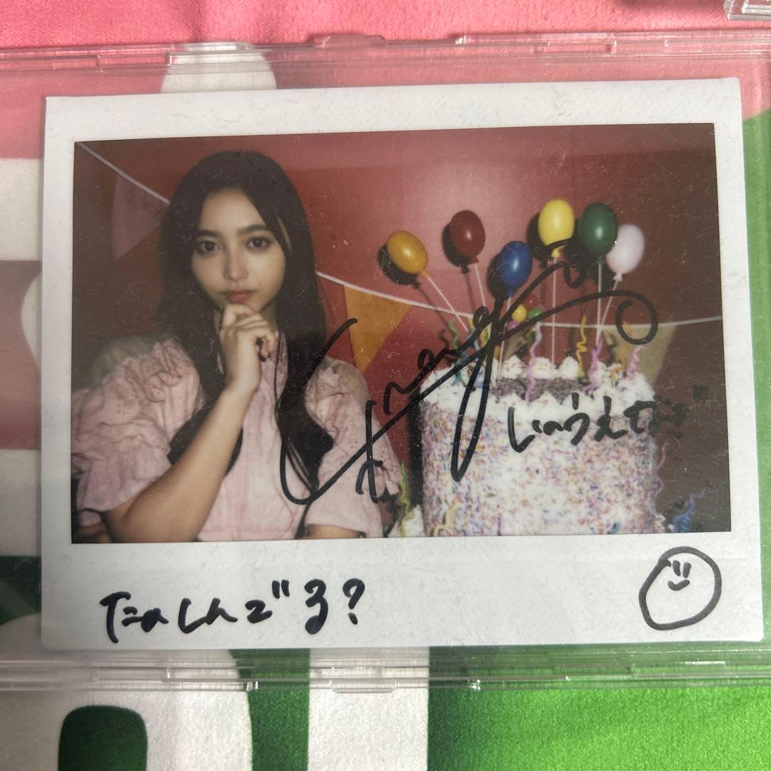 【写真集発表・インスタ開設記念セール】井上和 サイン入りチェキ 証明書・ 写真集発表・インスタ開設記念セール】井上和 サイン入りチェキ 証明書
