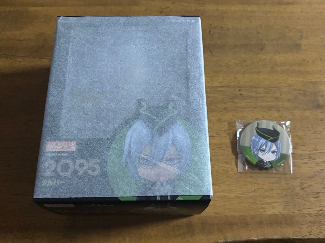 【未開封】ツイステッドワンダーランド ねんどろいど シルバー 特典 缶バッジ ② ねんどろいど シルバー