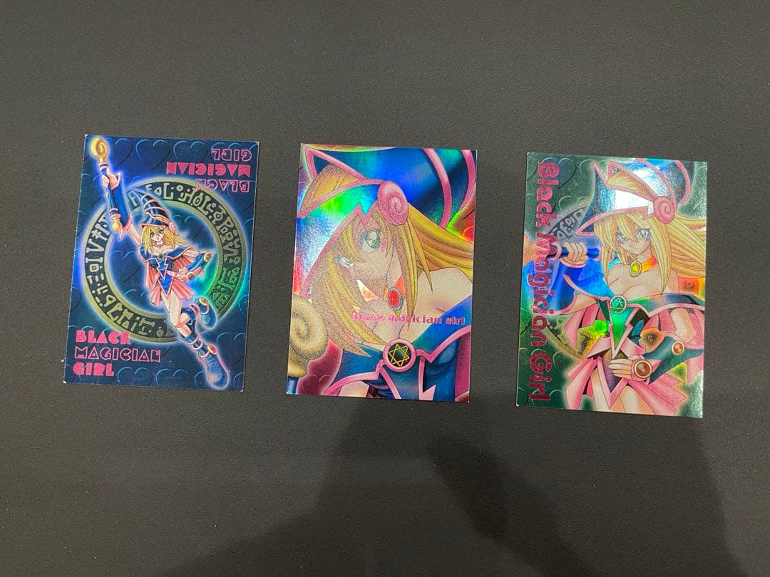 遊戯王　通常盤　DDM ブラックマジシャンガール　超激レア　希少ピンク文字 状態B〕ブラックマジシャンガール(DDM/ピンク)【シークレット】{-}《-》