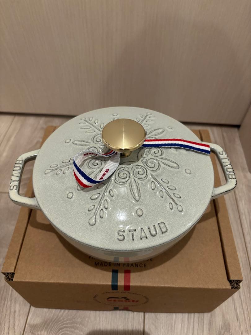 STAUB スノーフレーク カンパーニュ