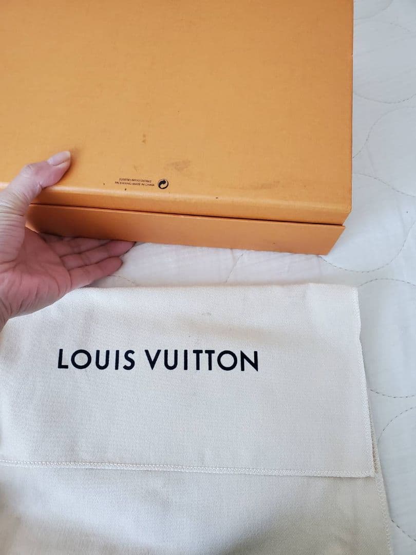 正規店購入　極美品　ルイヴィトン　キャップ