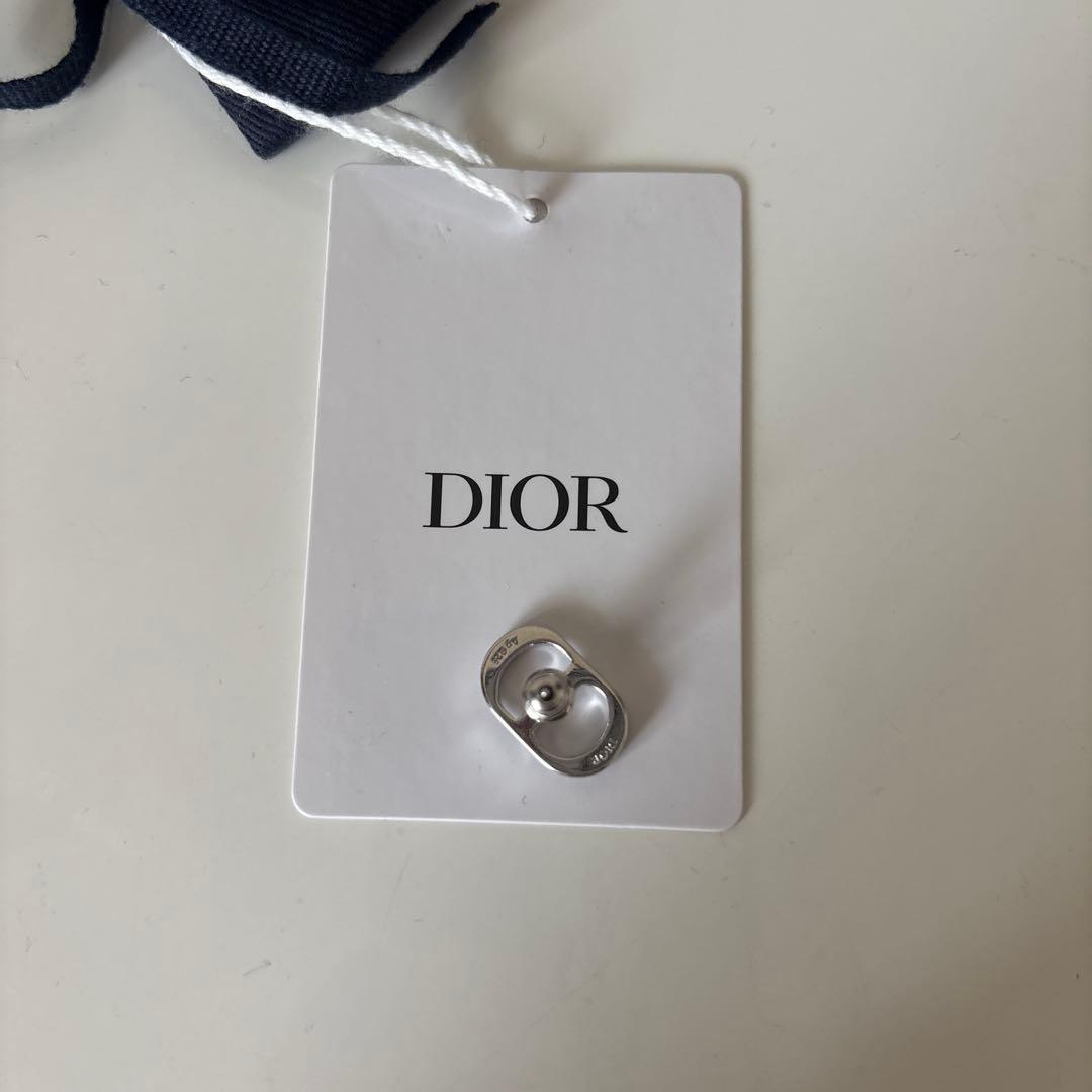 Diorピアス 片耳MOMO