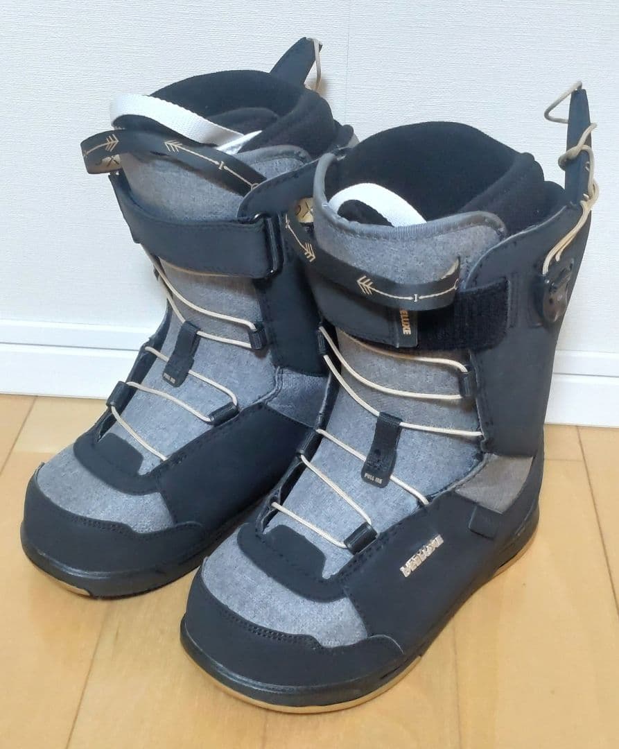 DEELUXE ディーラックス　スノーボードブーツ 23.5cm