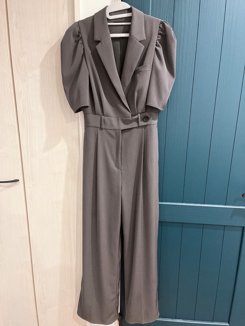 アニュアンス　テーラードオールインワン