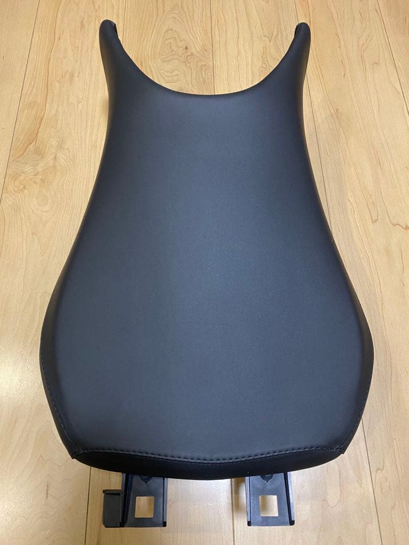 純正 スポーツシート840mm R1250R/RS R1200R/RS
