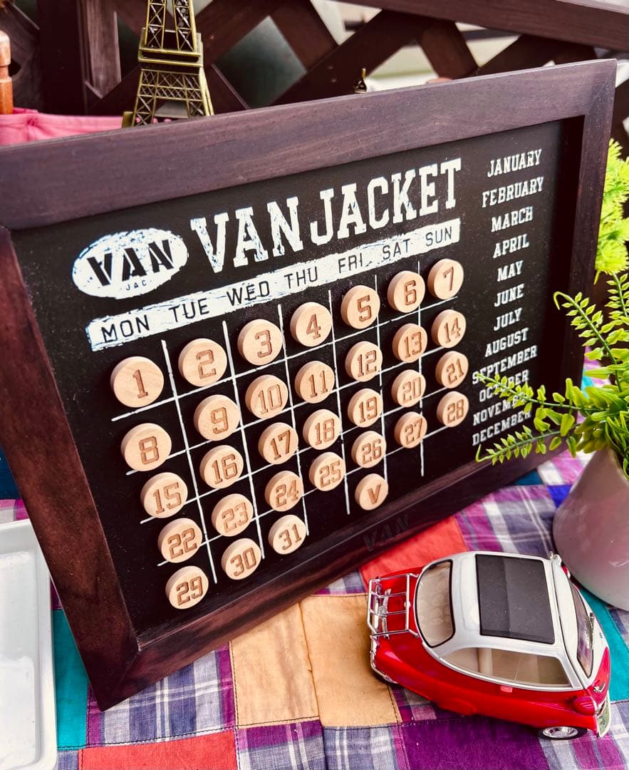 VAN JACKETアンティーク風、マグネット万年カレンダー磁石で並べ替える貴重