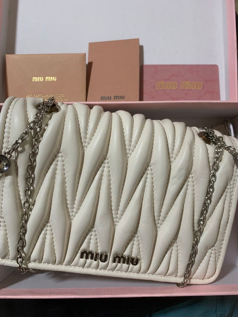 MIUMIU マテラッセ バック