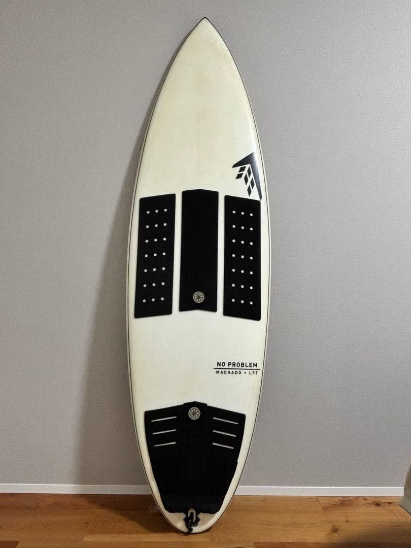 オールラウンドボード　 ファイヤーワイヤー ノープロブレムサーフボード5.5