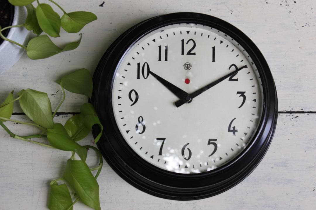 インダストリアル 静音 アンティーク 丸型 電池式 クオーツ改造 動作品