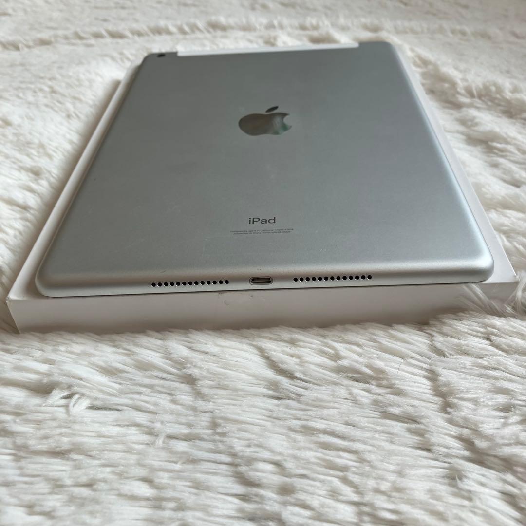 【即購入OK】iPad 第9世代 セルラーモデル【極美品】 #18 【付属品】