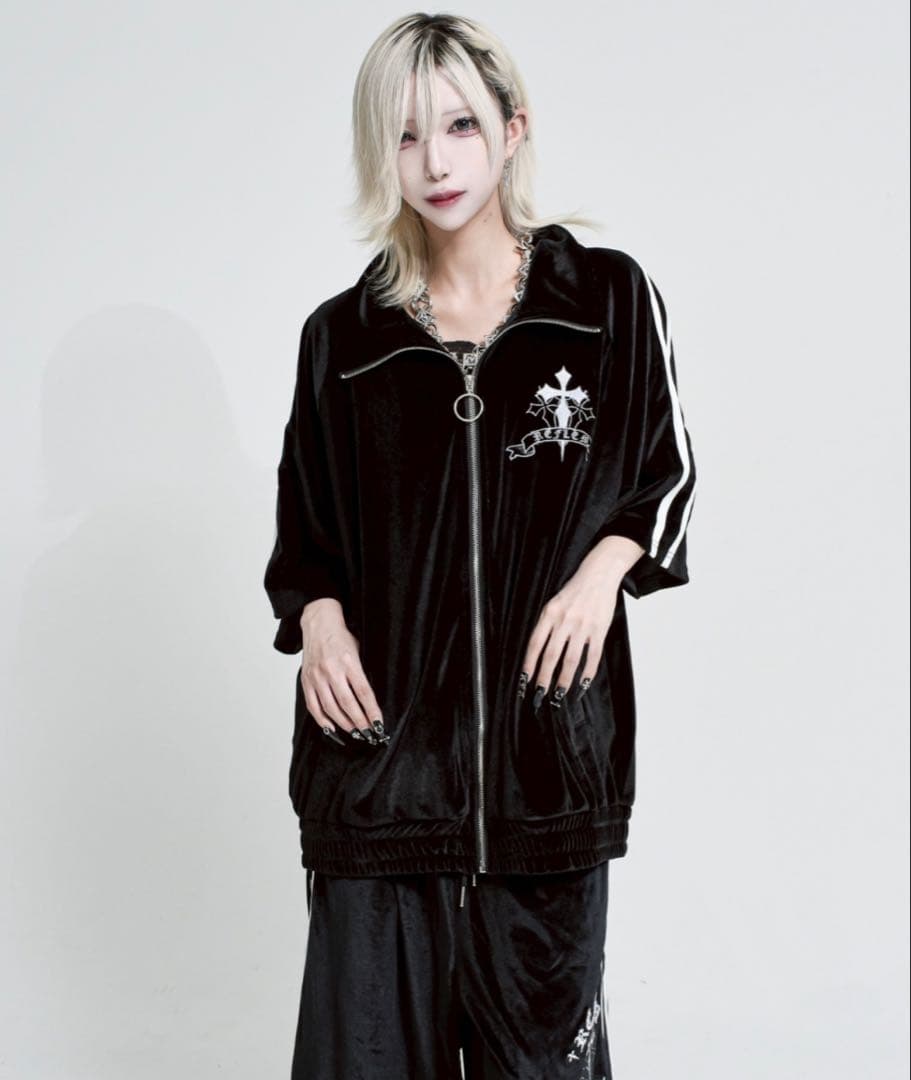 REFLEM TOKYO クロス刺繍ベロアジャージ 上下セット