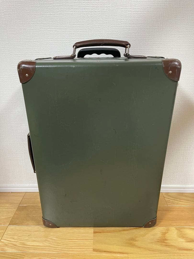 【限定希少】グローブトロッター trotter 21インチ スーツケース 鍵無し