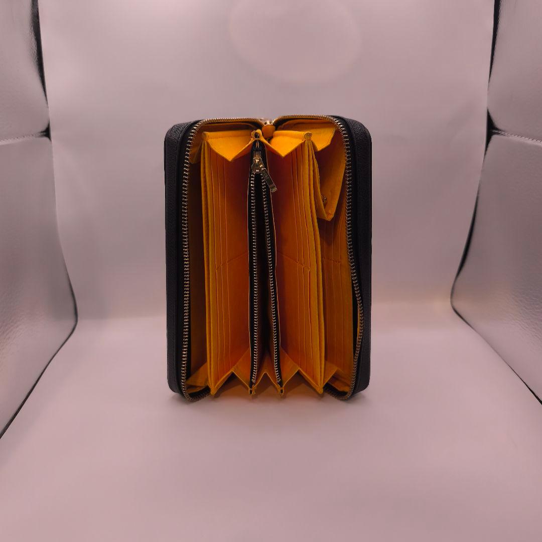 Castelb bajac ロゴ入り黒長財布 ゴールドファスナー