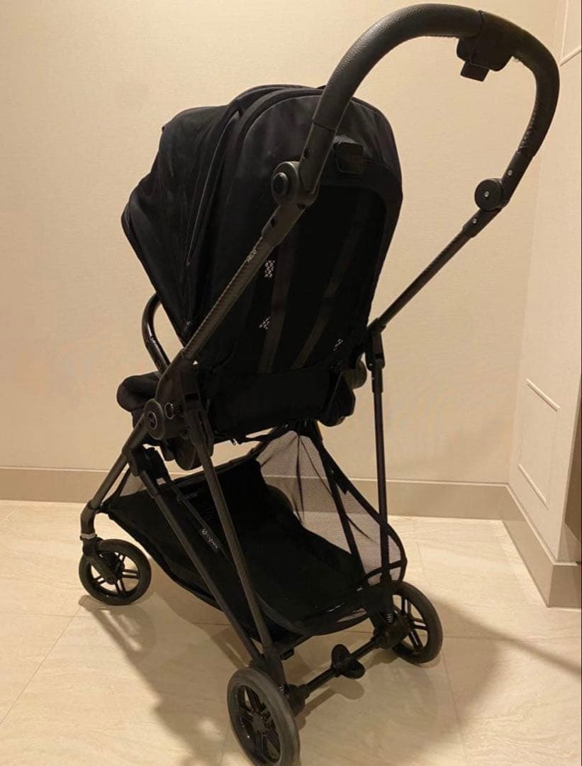 cybex メリオ　カーボン　ブラック