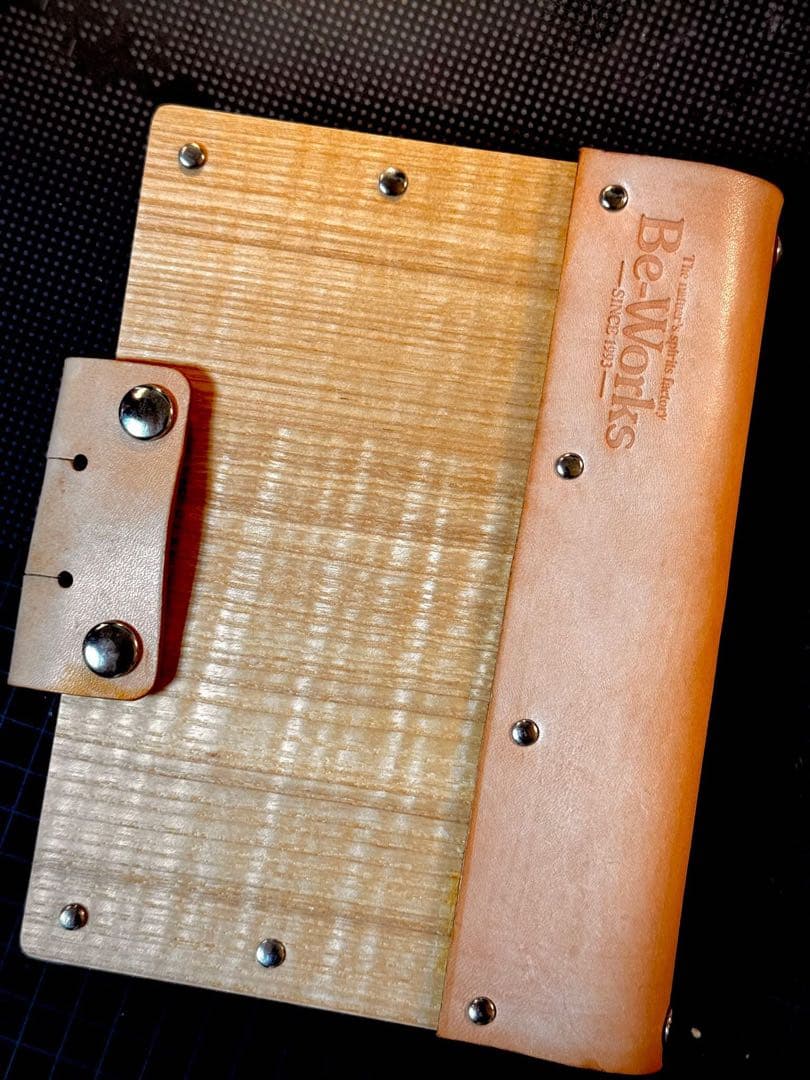 木と本革Be-Works 「Be-book 」ヌメ革突板システム手帳