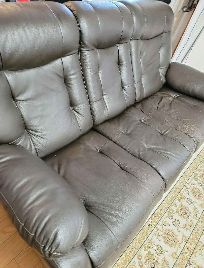 3P電動リクライナー　ソファー ドリンクホルダー付き