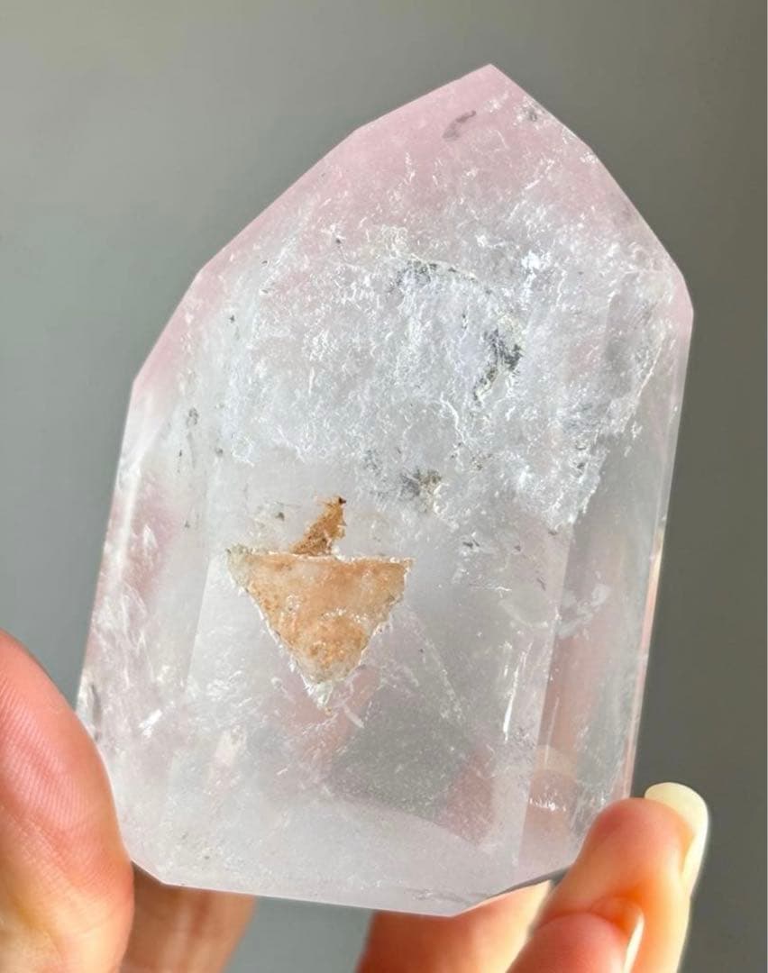 値下げ　レア　AAAグレード　ピンクリチウムクォーツ　大きめ　タワー　ポイント