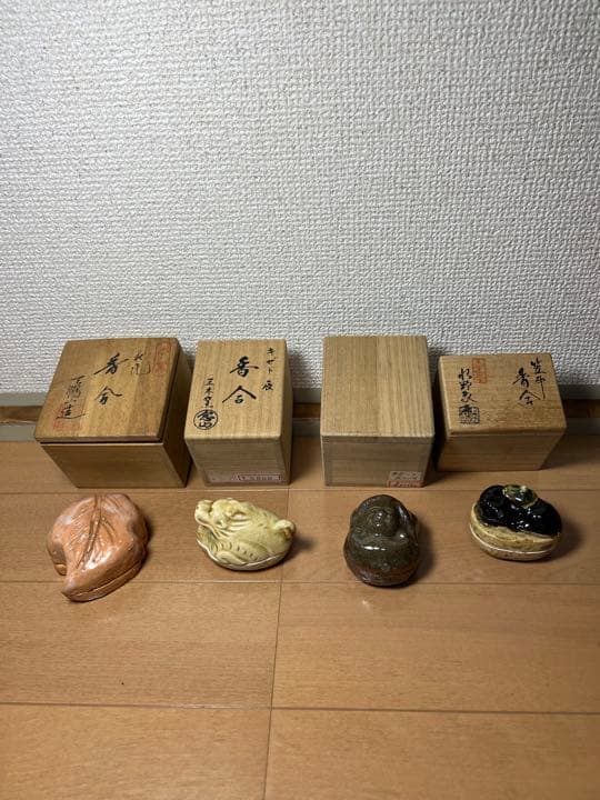 677 香合　4客　未使用