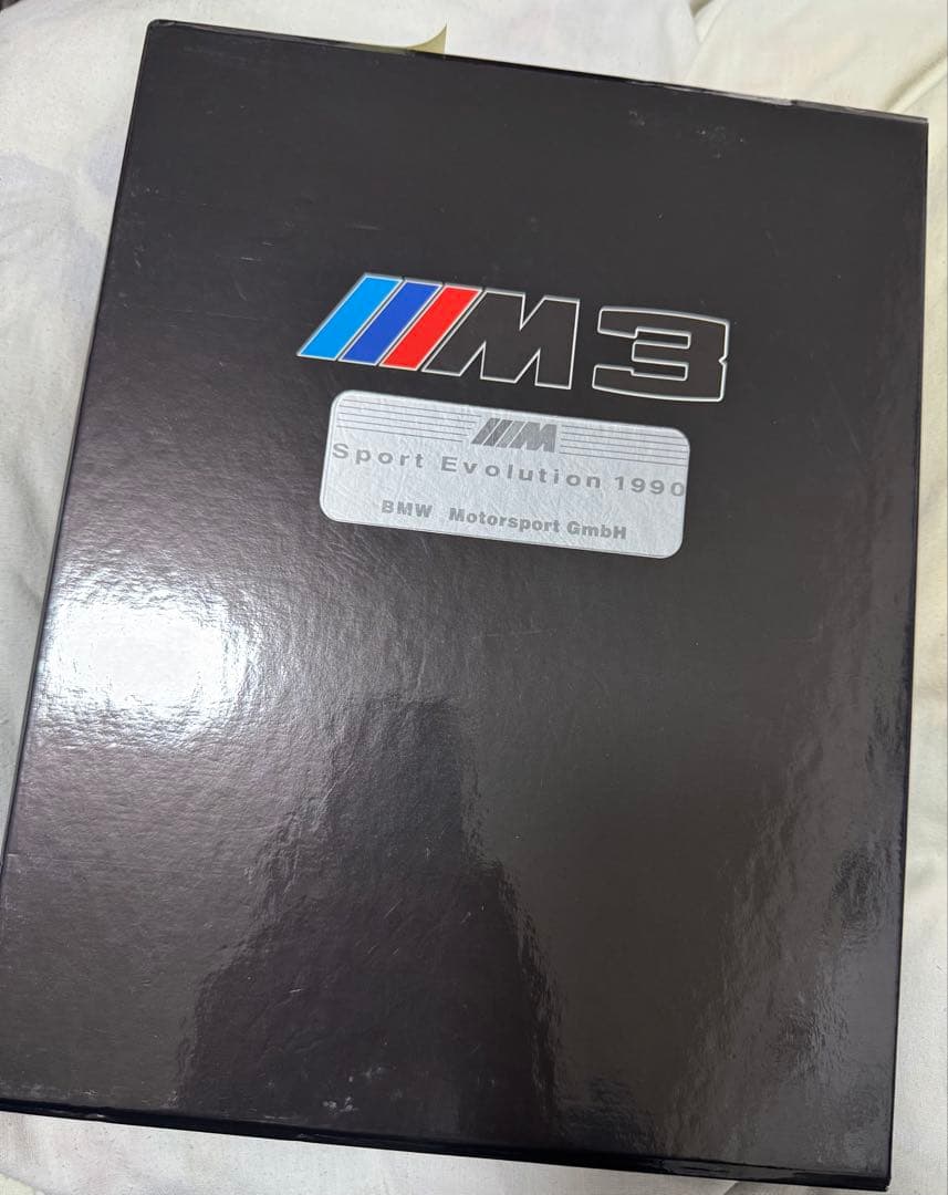早い者勝ち　 E30 M3 限定豪華本　568／600超希少
