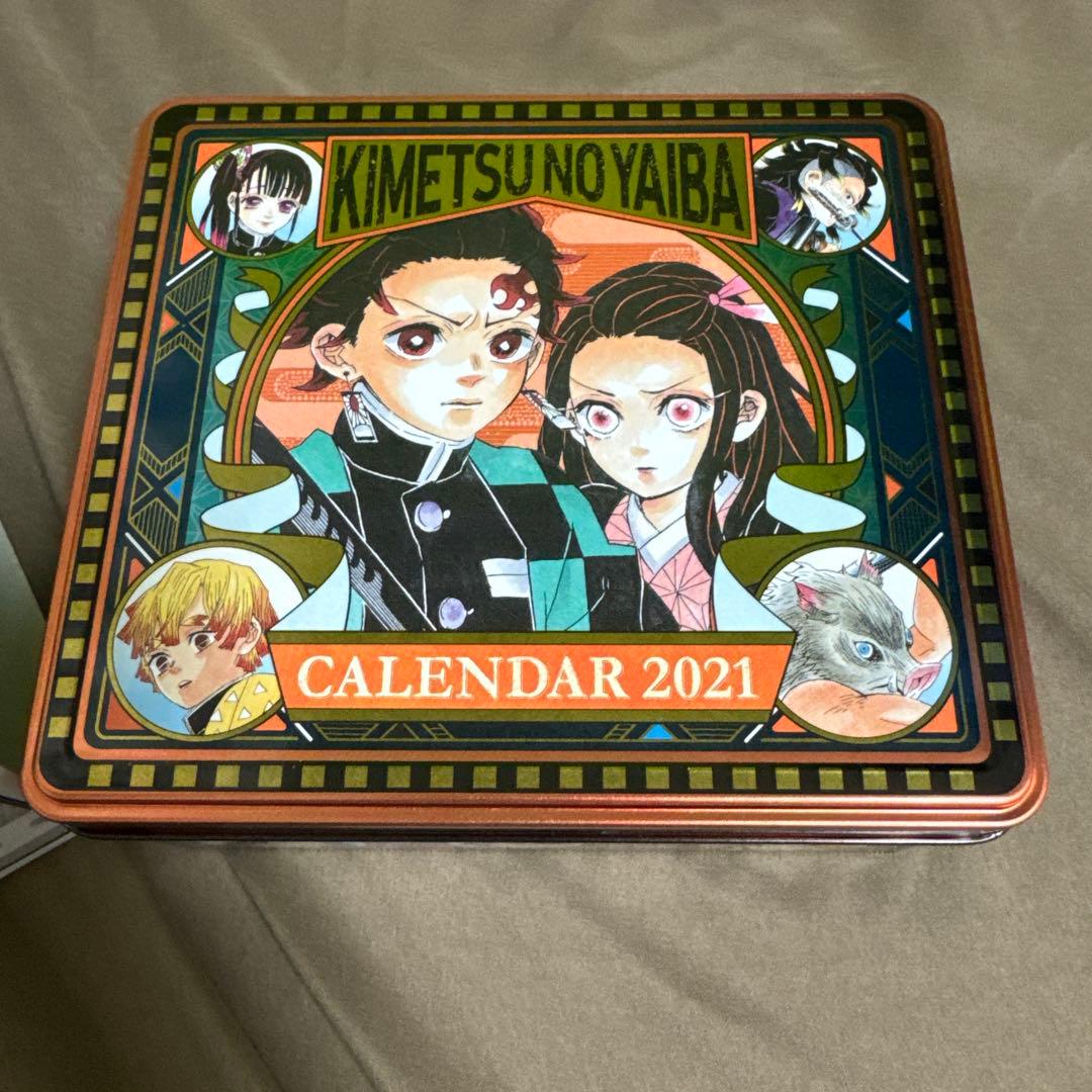 鬼滅の刃 カレンダー 2021 特製缶