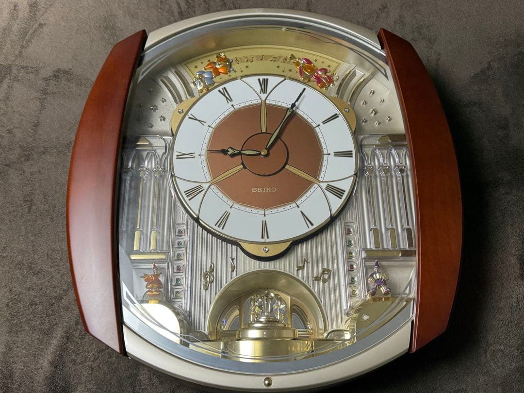SEIKO melodies in motion QXM250BT からくり時計