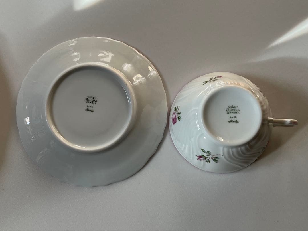 リチャードジノリベッキオロゼリーニ　ティーカップ＆ソーサー　ケーキ皿　ディナー皿