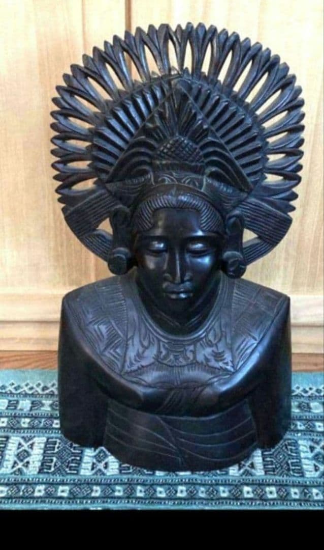 バリ島女神像 木製彫刻像 約30cm木製彫刻