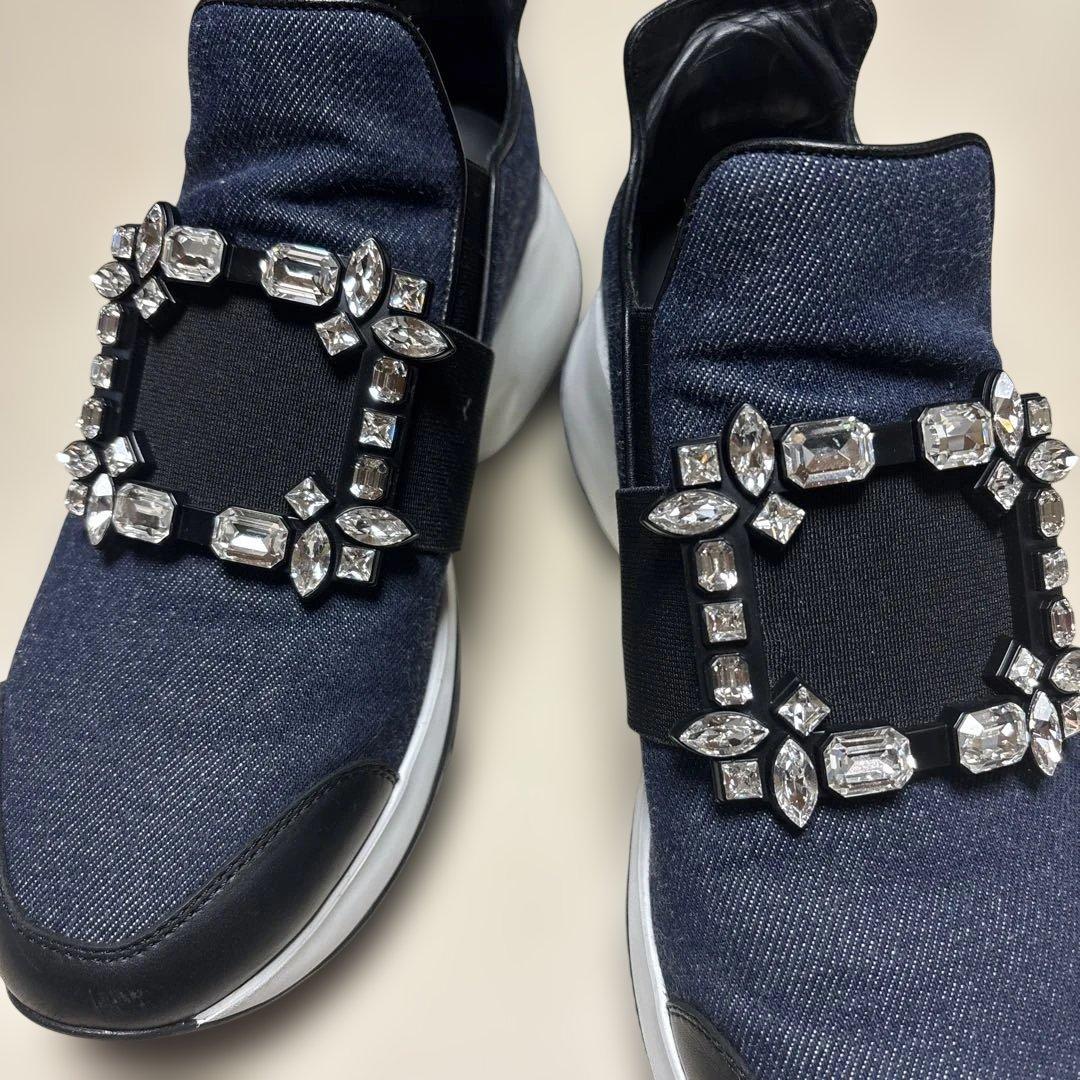 ROGER VIVIER ビジュー付きデニムネイビー スリッポンスニーカー
