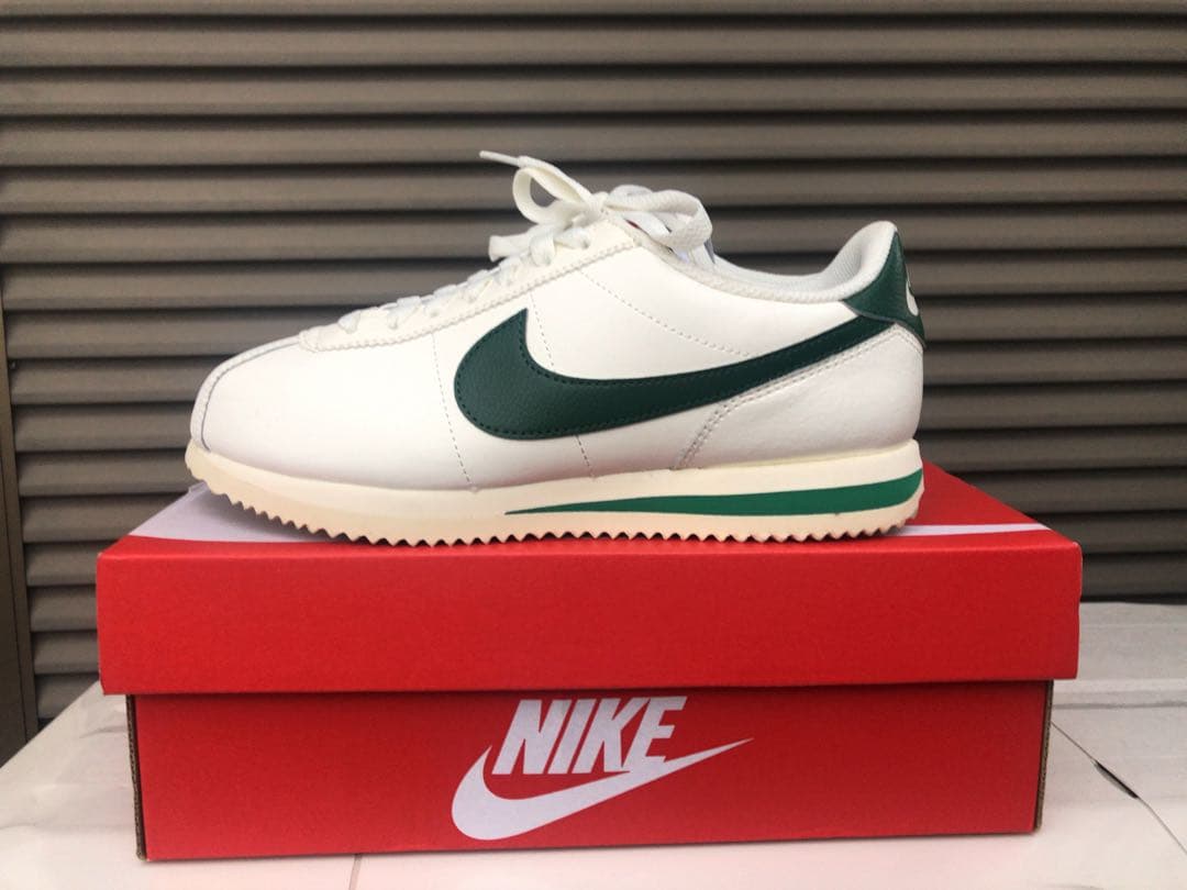 〈新品未使用〉NIKE コルテッツ　24cm