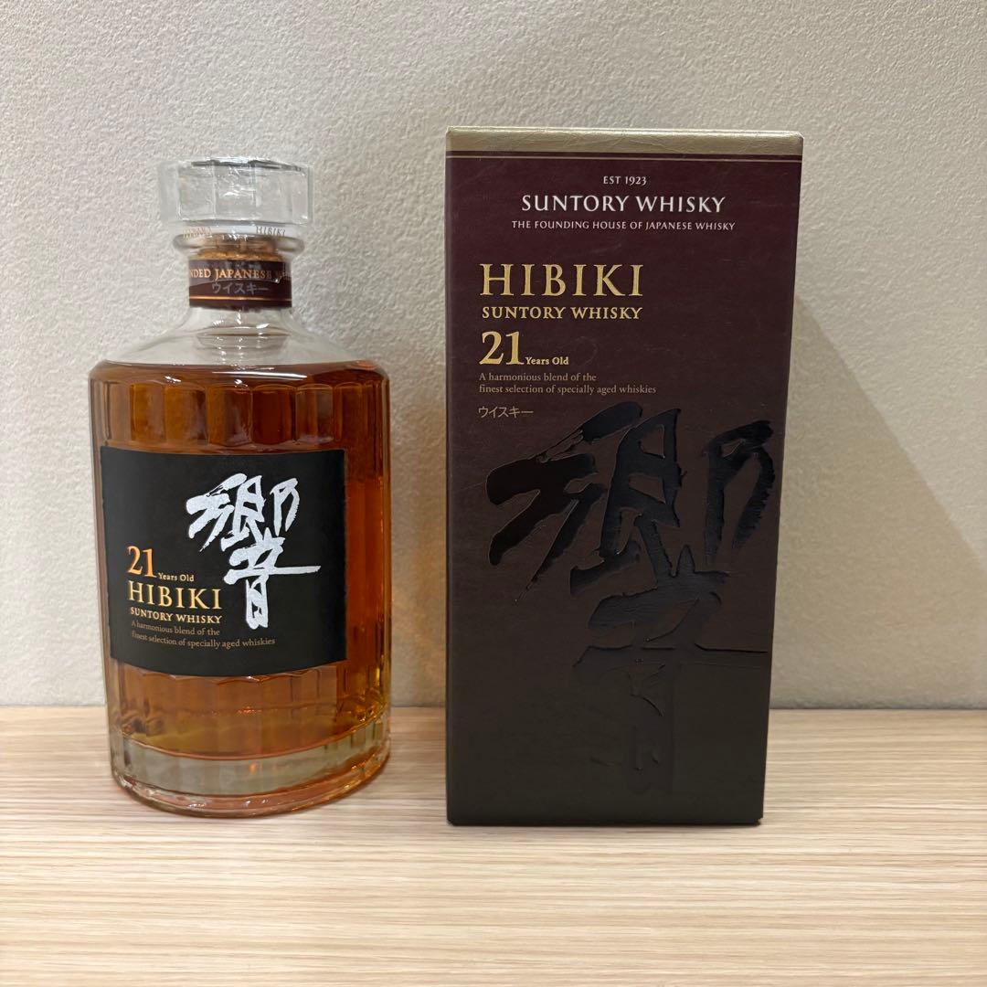 響　21年 ウイスキー 750ml HIBIKI