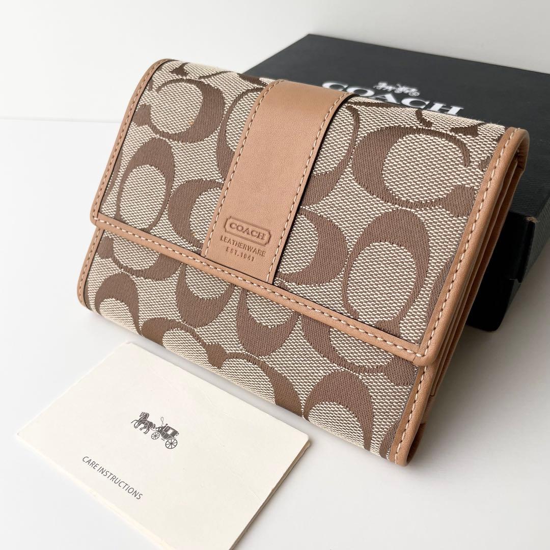 コーチ COACH 折り財布 ハンプトンズ シグネチャー レザー キャメル 新品