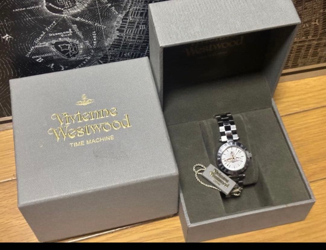 【稼働品】ヴィヴィアンウエストウッド 腕時計 Vivienne Westwood