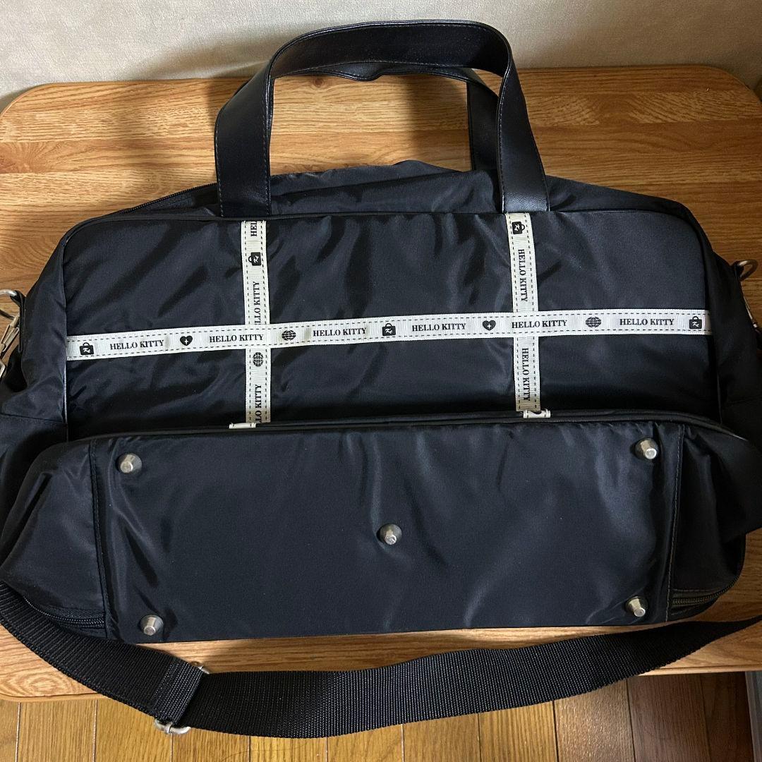 激レア サンリオ ハローキティ ボストンバッグ トラベルバッグ 黒 旅行 鞄