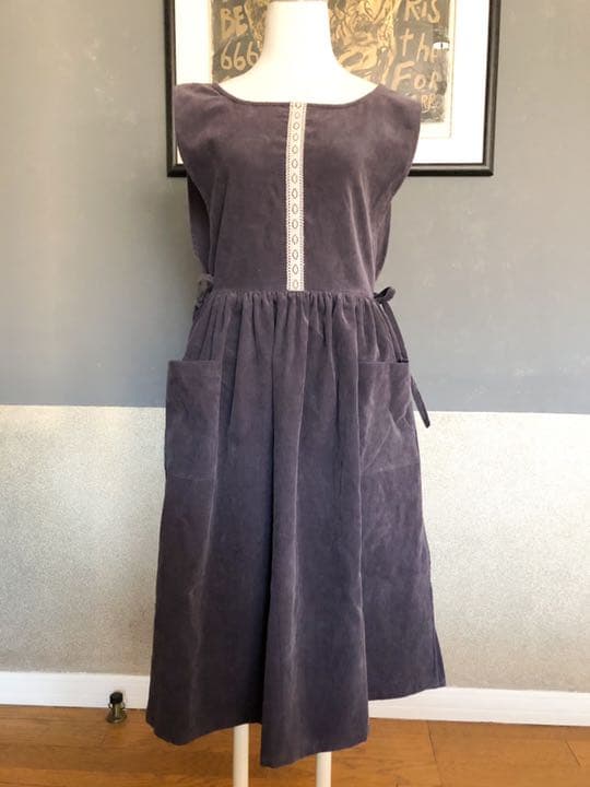 フェミニンワンピース丈エプロン