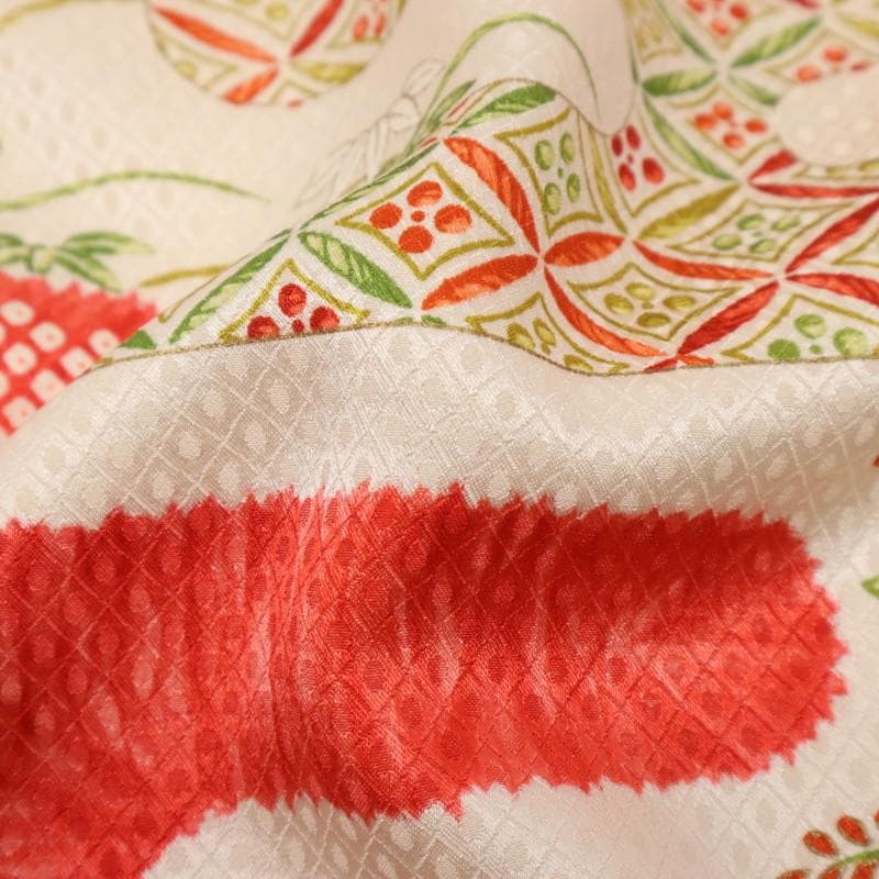 七五三　着物　3歳 女の子振袖 霞に吉祥模様 七宝立涌子供　赤 正絹　10RM4