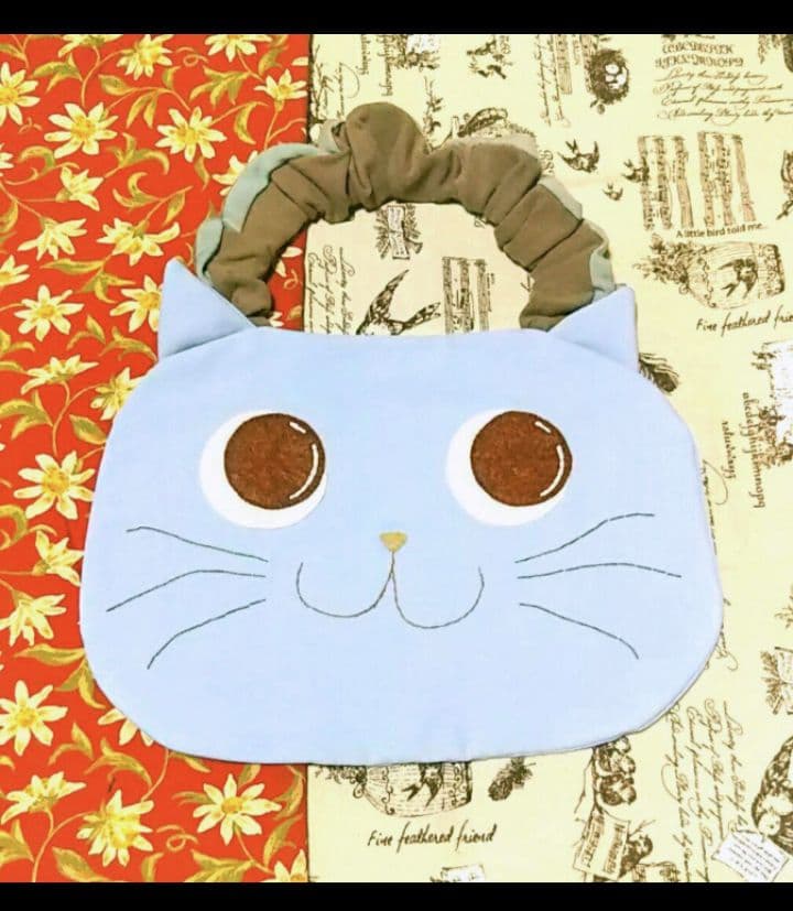 特価☆パッチリお目めの猫ちゃんスタイ☺️よだれ掛け☺️水色