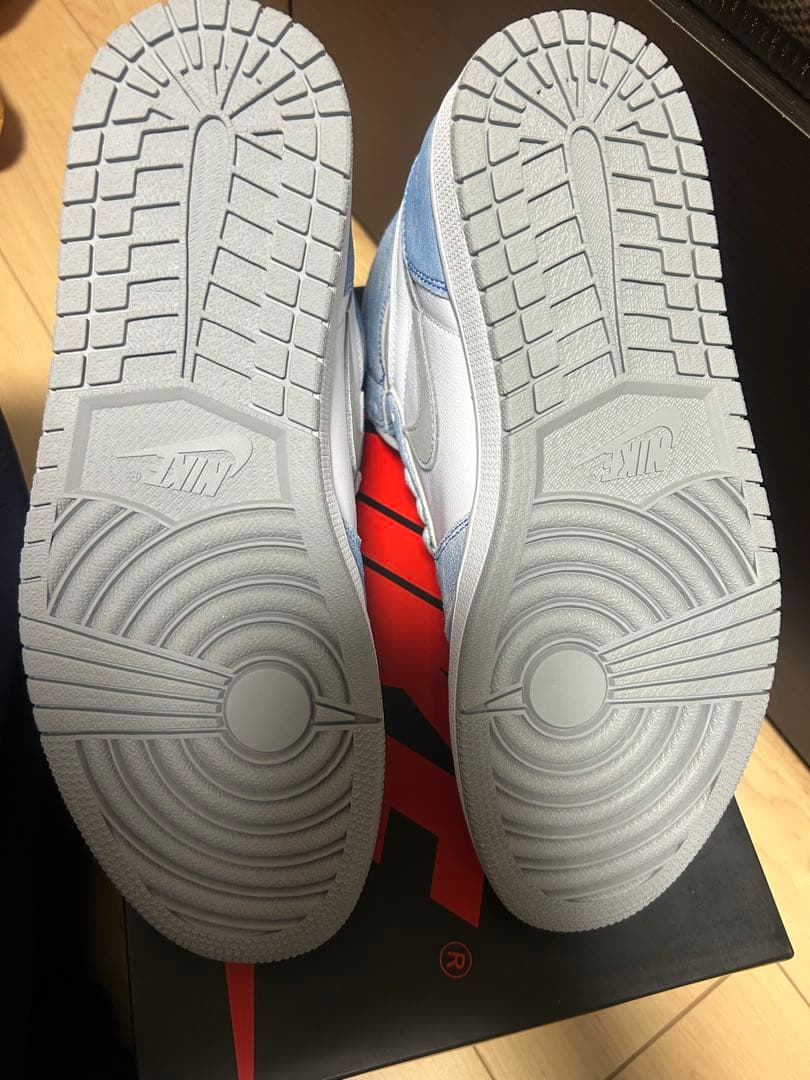 靴 AIR JORDAN1 RETRO HI HYPER  29cm