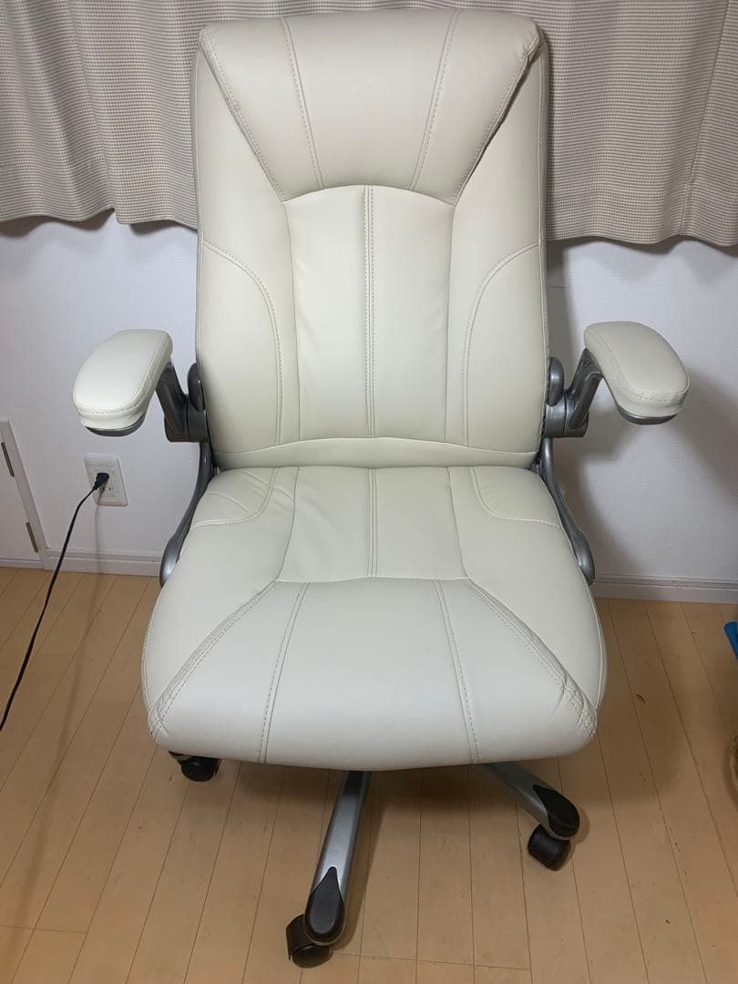 ホワイト　デスクチェア ゲーミングチェア