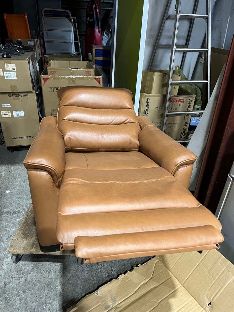 最終お値下げ中極美品ブラウン リクライニングソファ USBポート付き