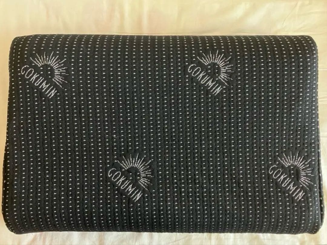 ゴクミン　GOKUMIN 無重力ジェルピロー　匠　大判　グランデ　ブラック