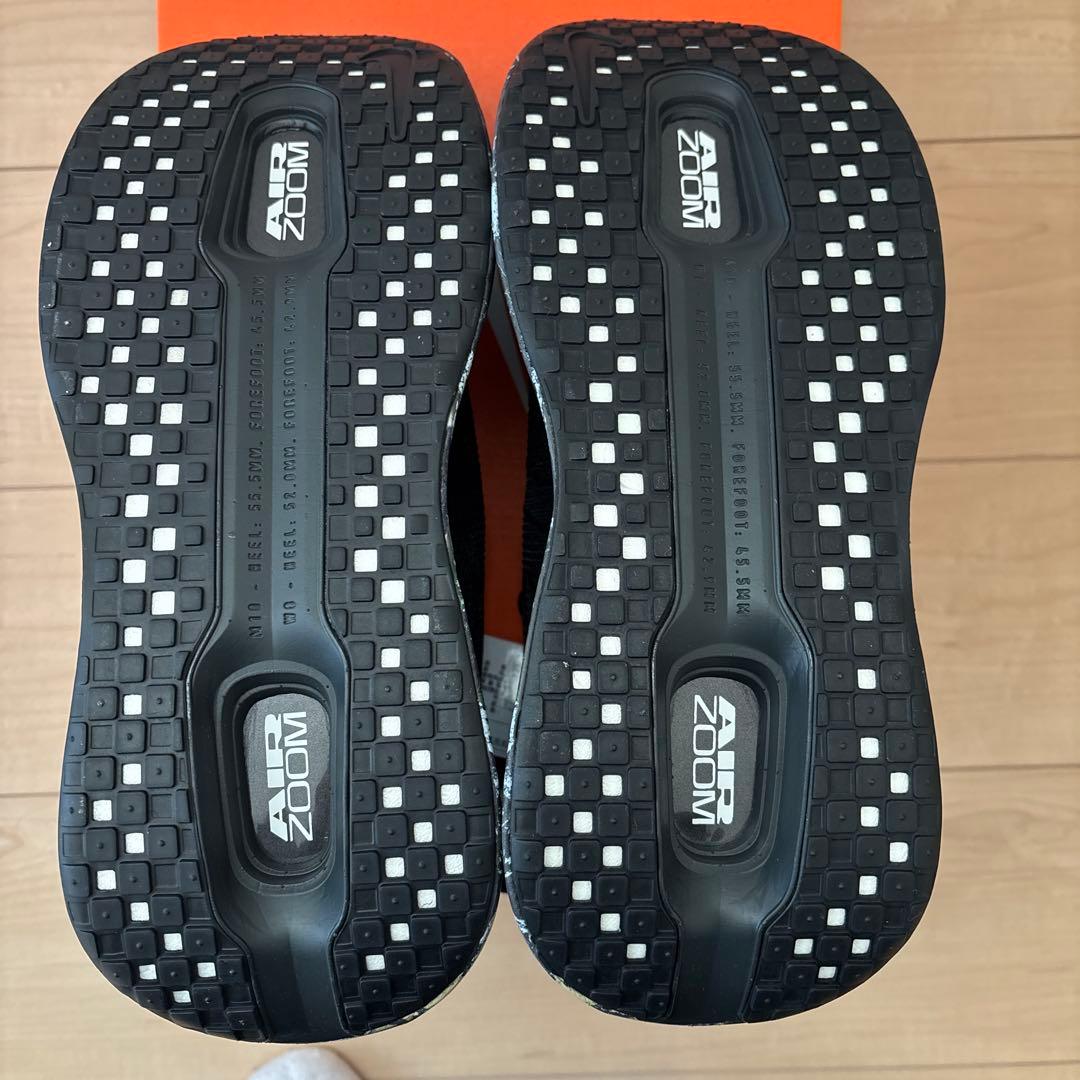 靴 Nike Vomero Premium 28cm